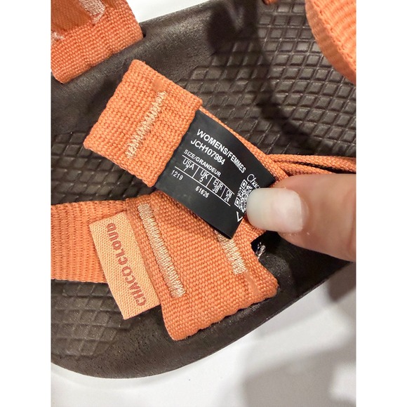 Chaco Cloud Women's Size 7 Sandal, Adjustable Strap, Toe Loop - Picture 6 of 6